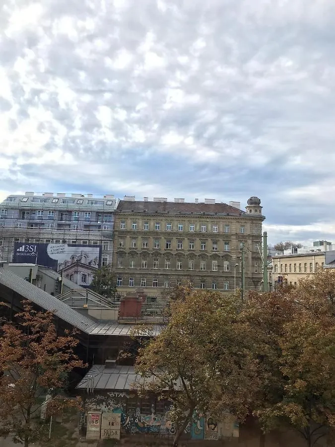 Апартаменты Good Old Times Apt. Вена 0*,